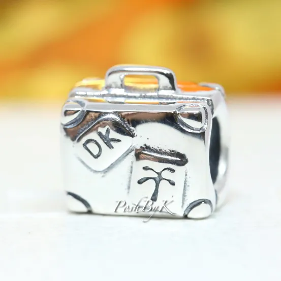 Adventure Suitcase Charm 790362