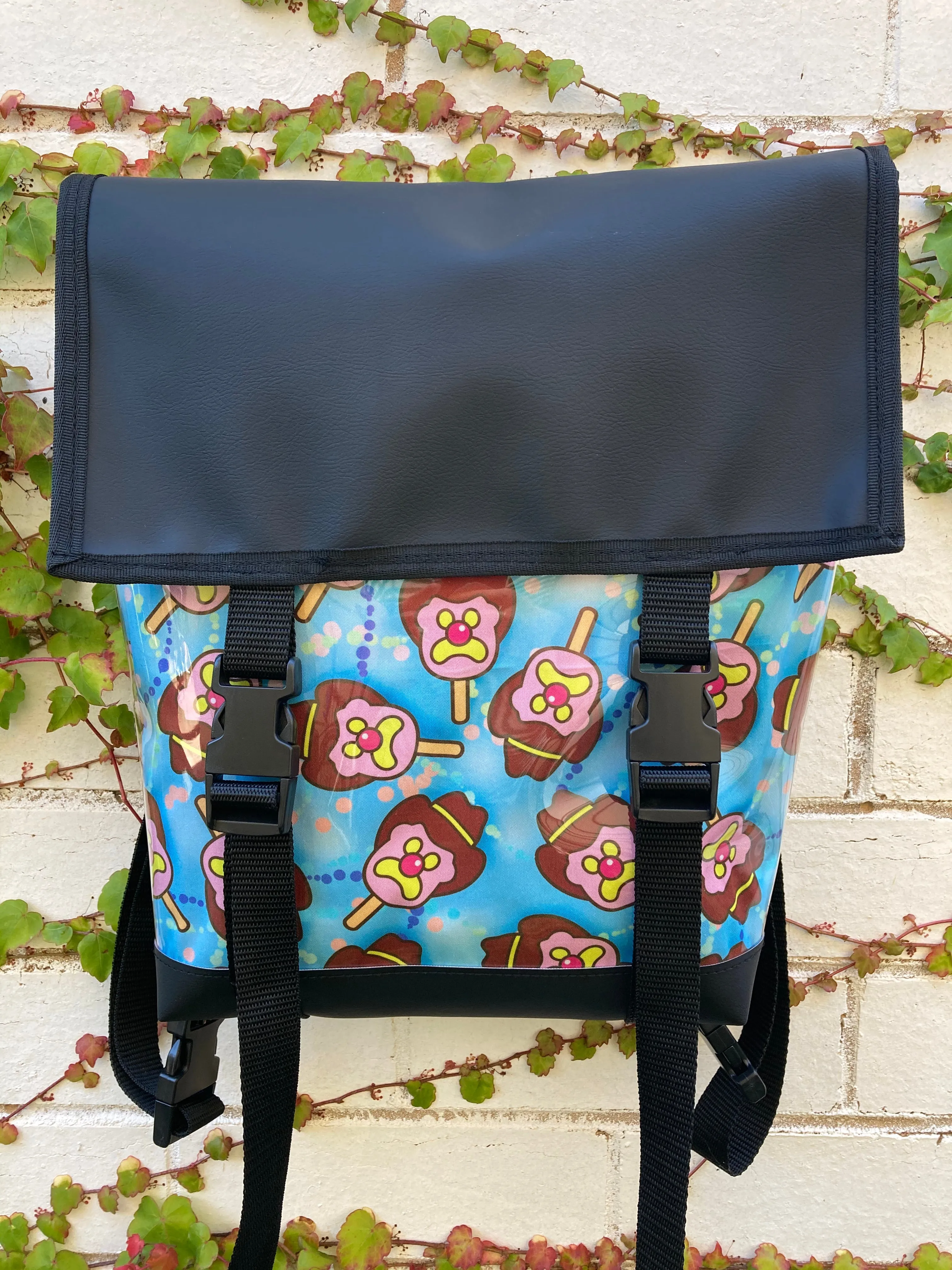 Backpack/ Shoulder Bag -  Bubble-O-Bill Mega