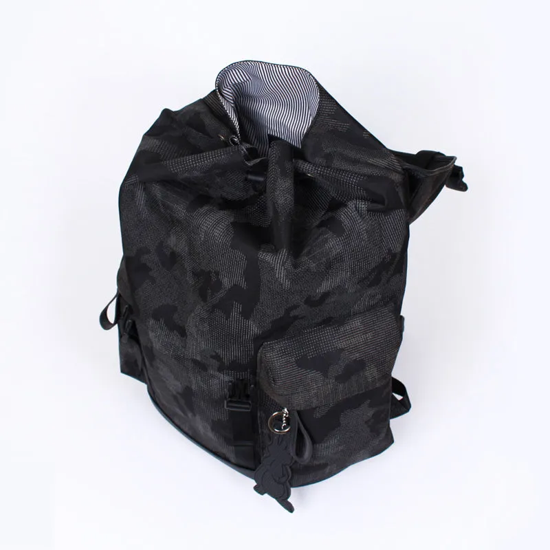 beat black camo backpack