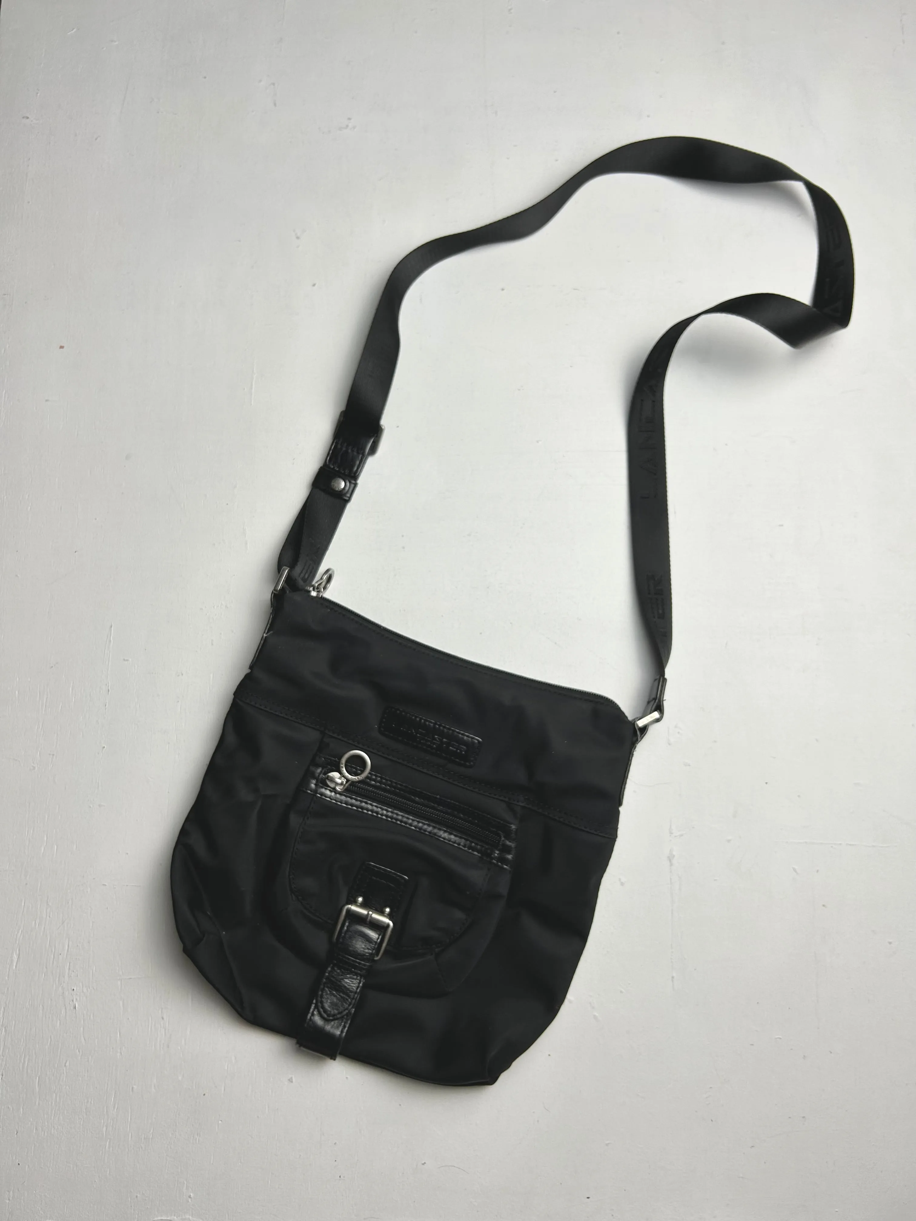 Black crossbody medium bag