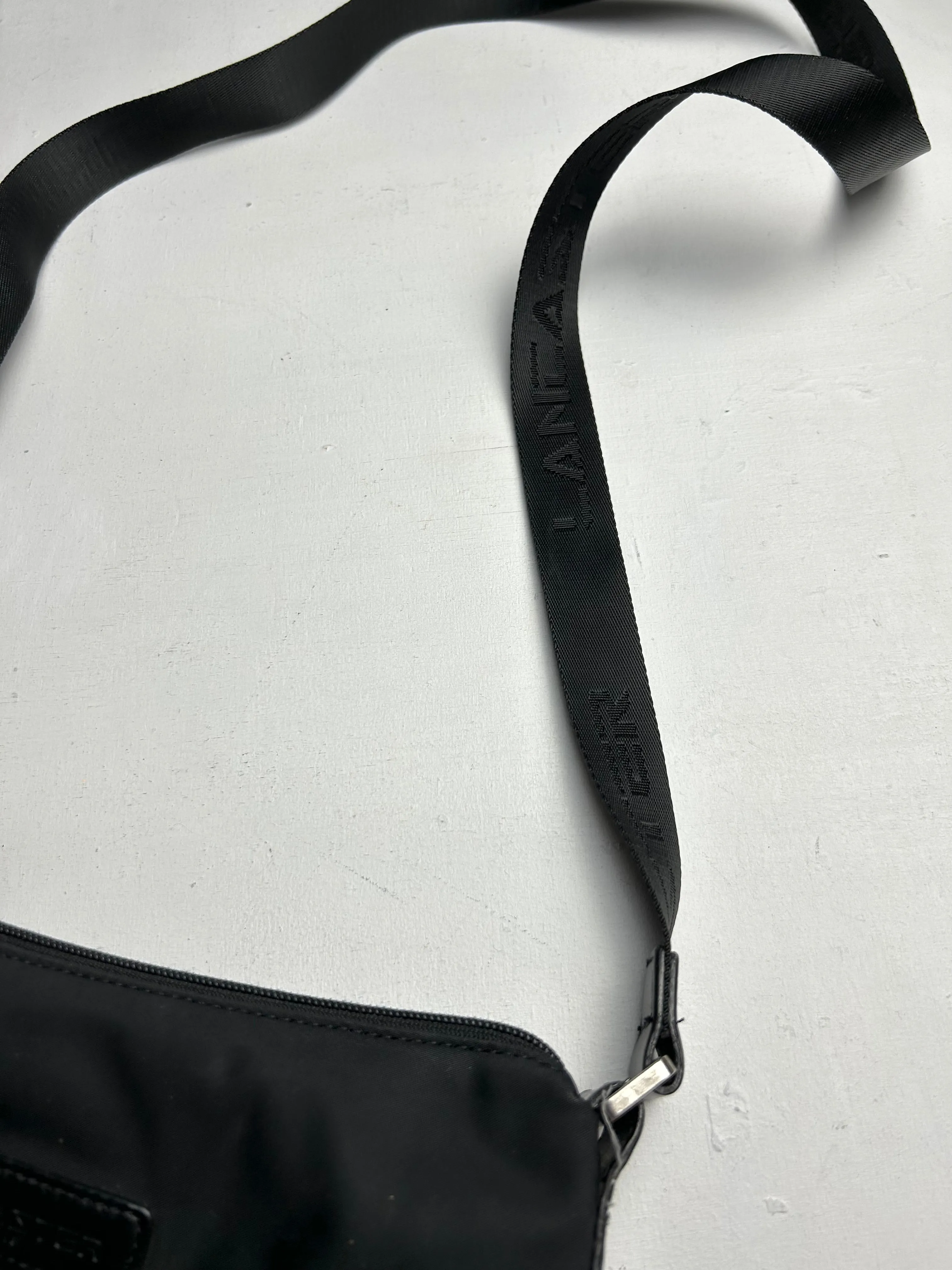 Black crossbody medium bag