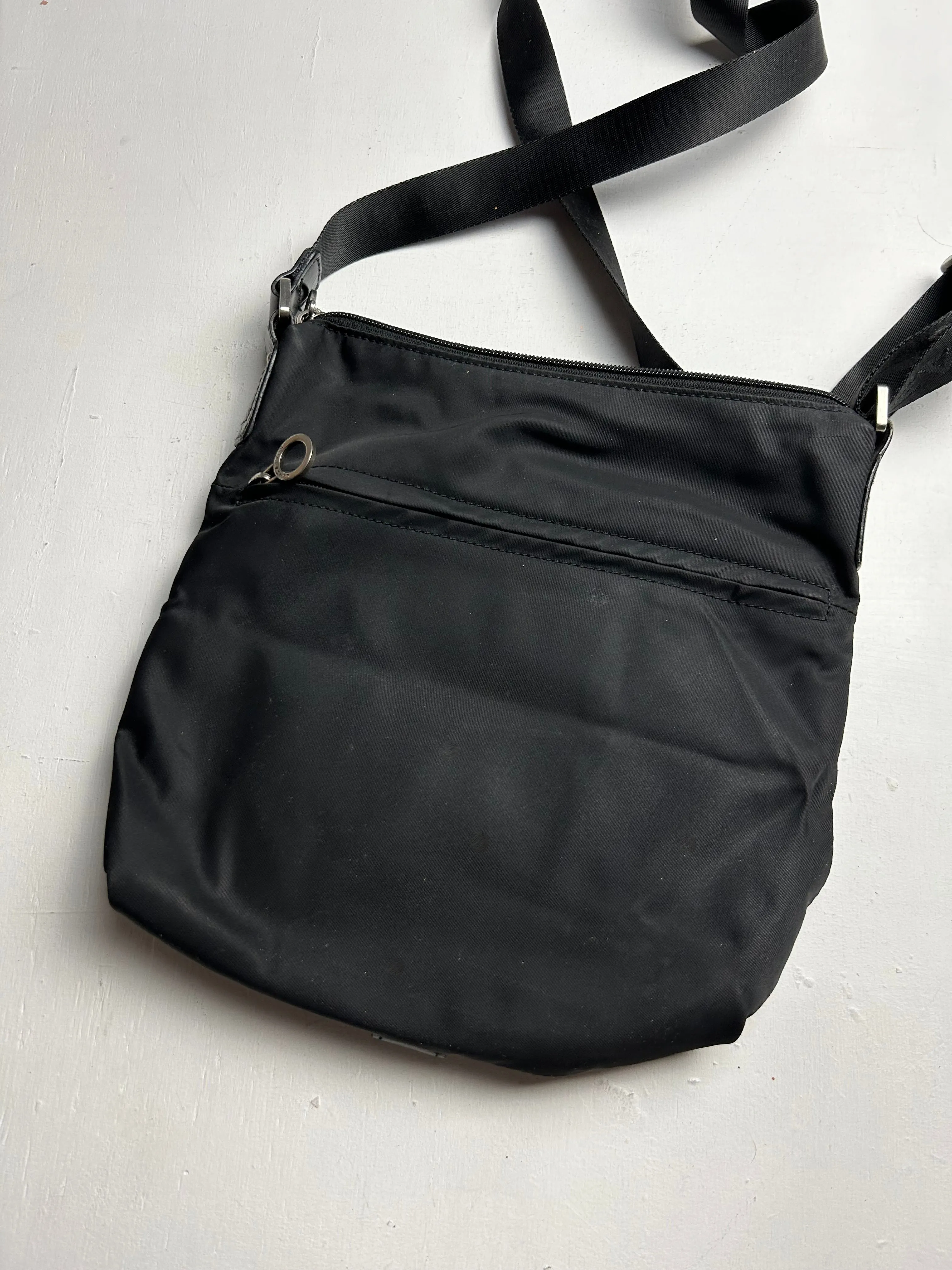 Black crossbody medium bag