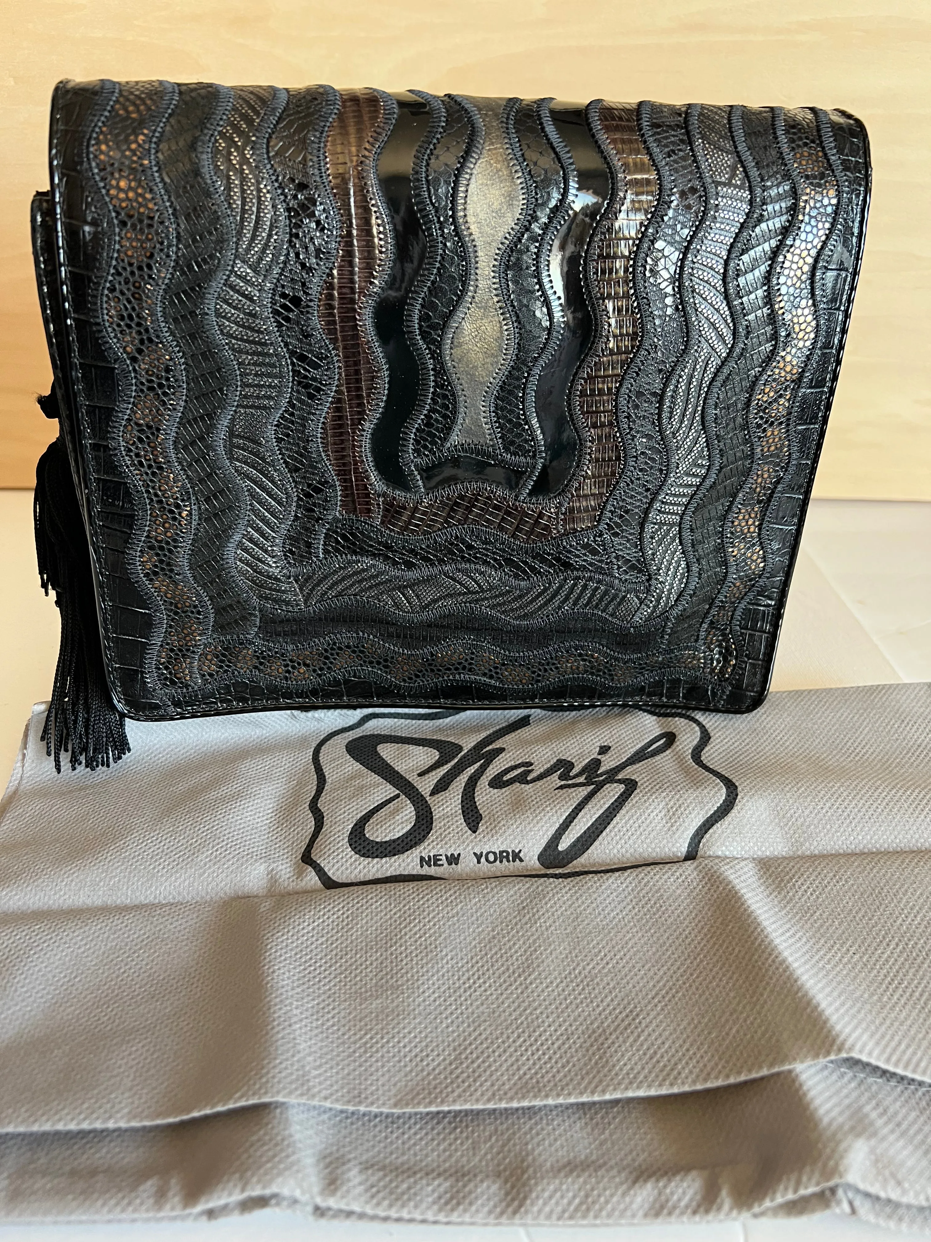 Black Square Vintage Sharif Handbag