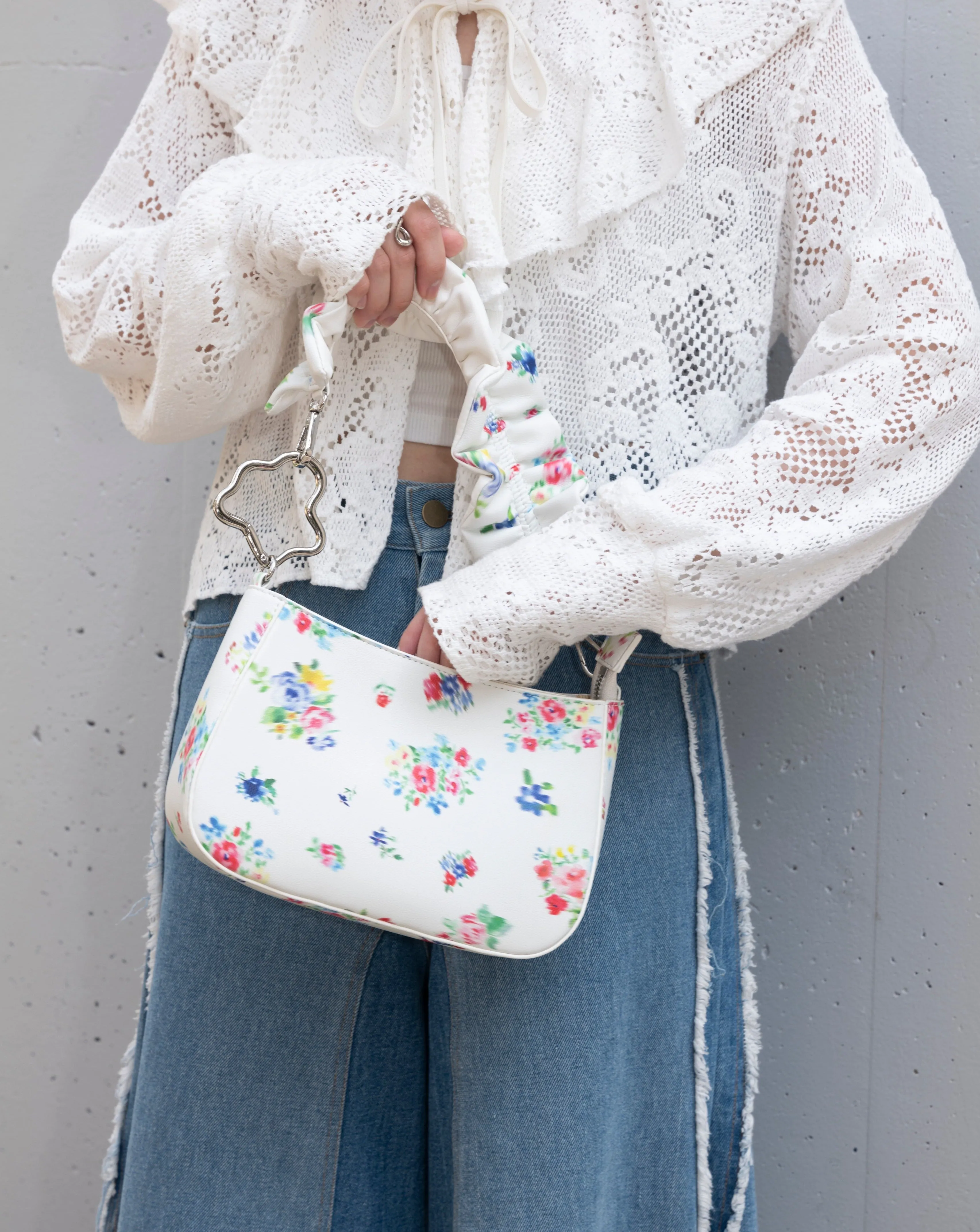 Blurred leather handbag (white)