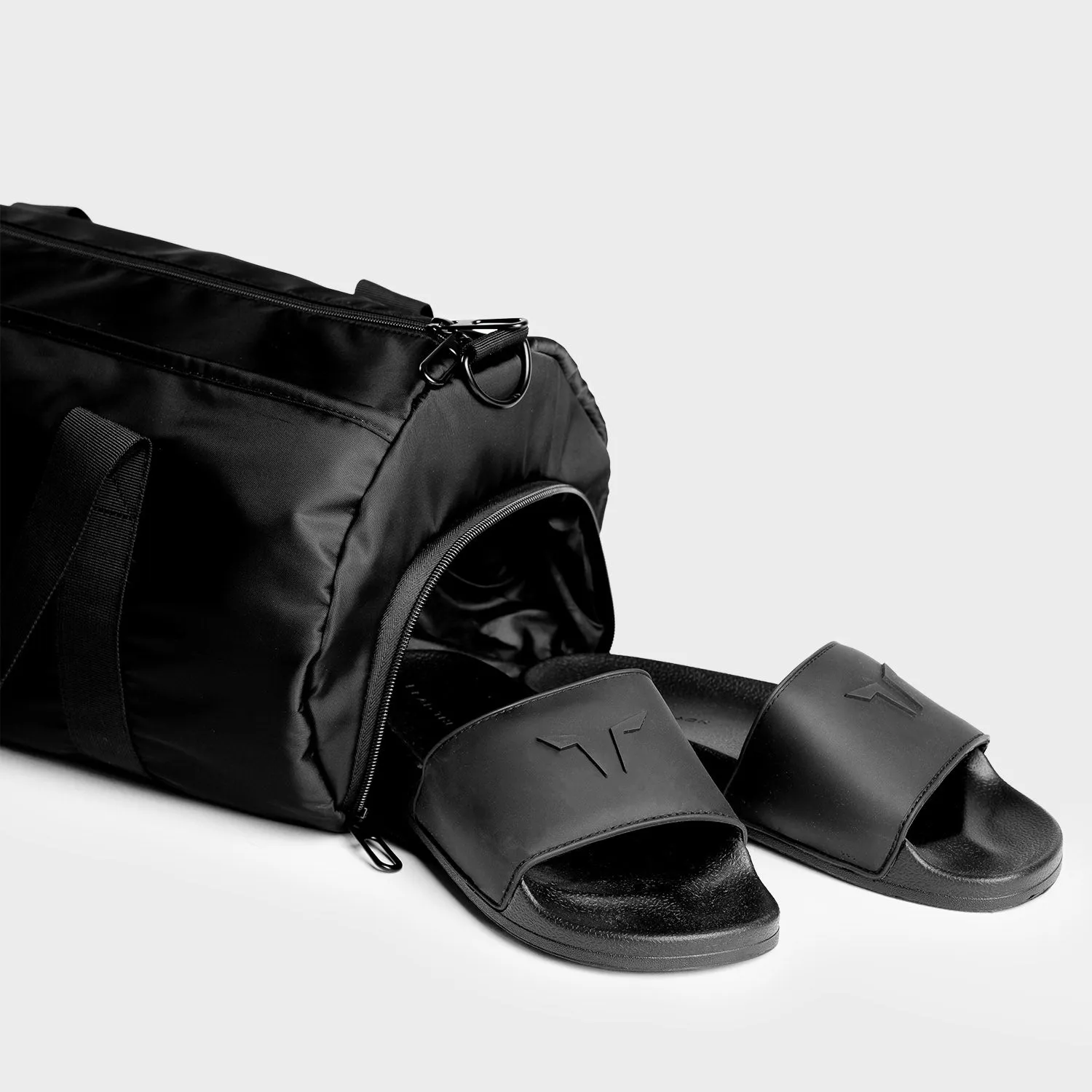 Core Holdall Small - Onyx