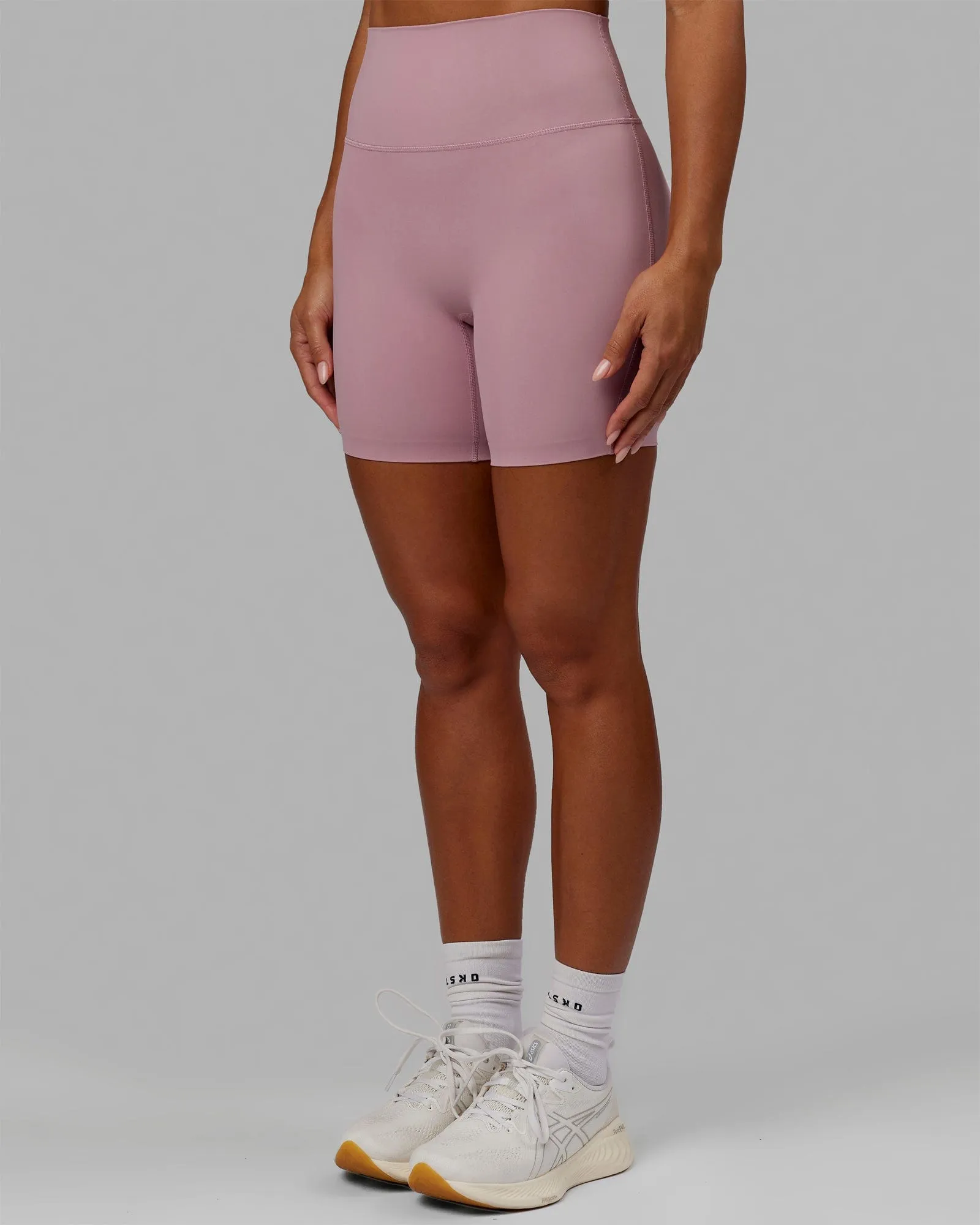 Elixir Mid-Length Shorts - Cosmetic Pink