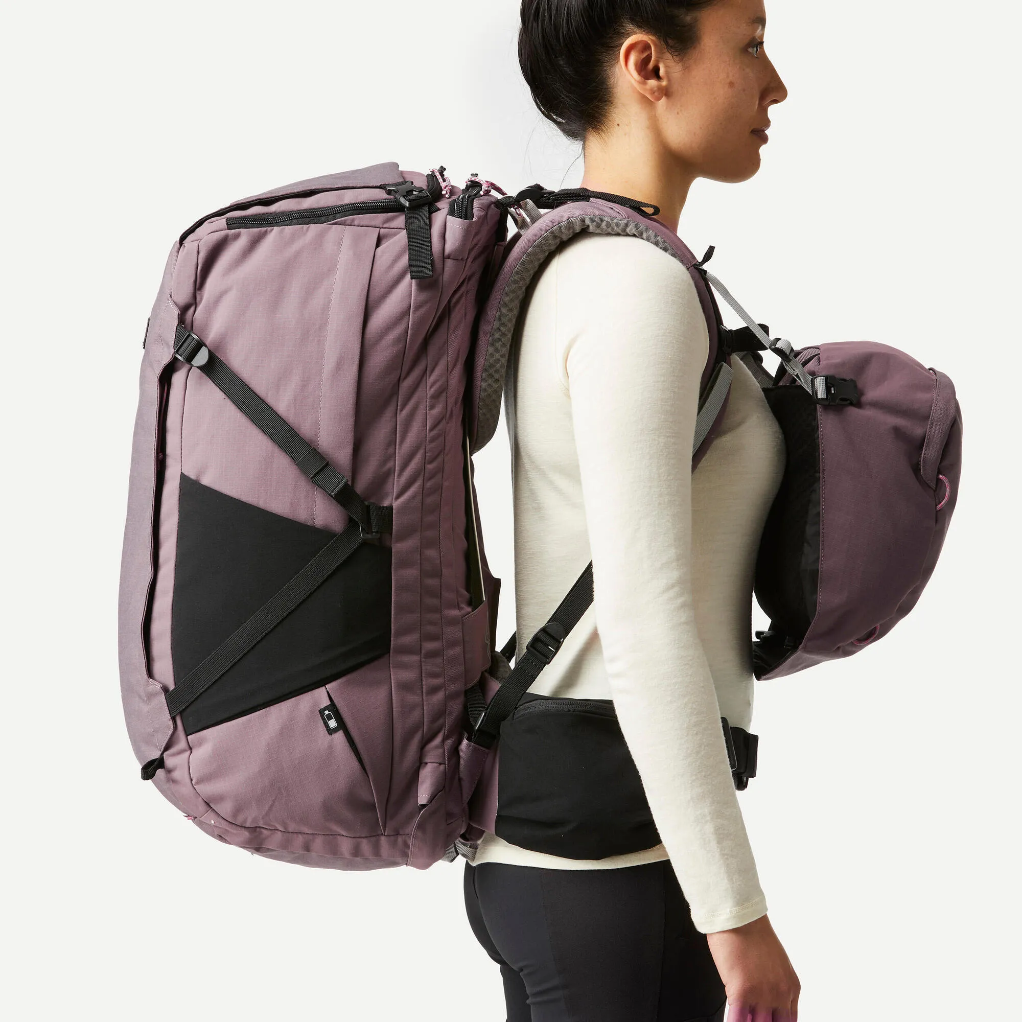 Forclaz Women's Travel 900 70   6 L Backpacking Pack