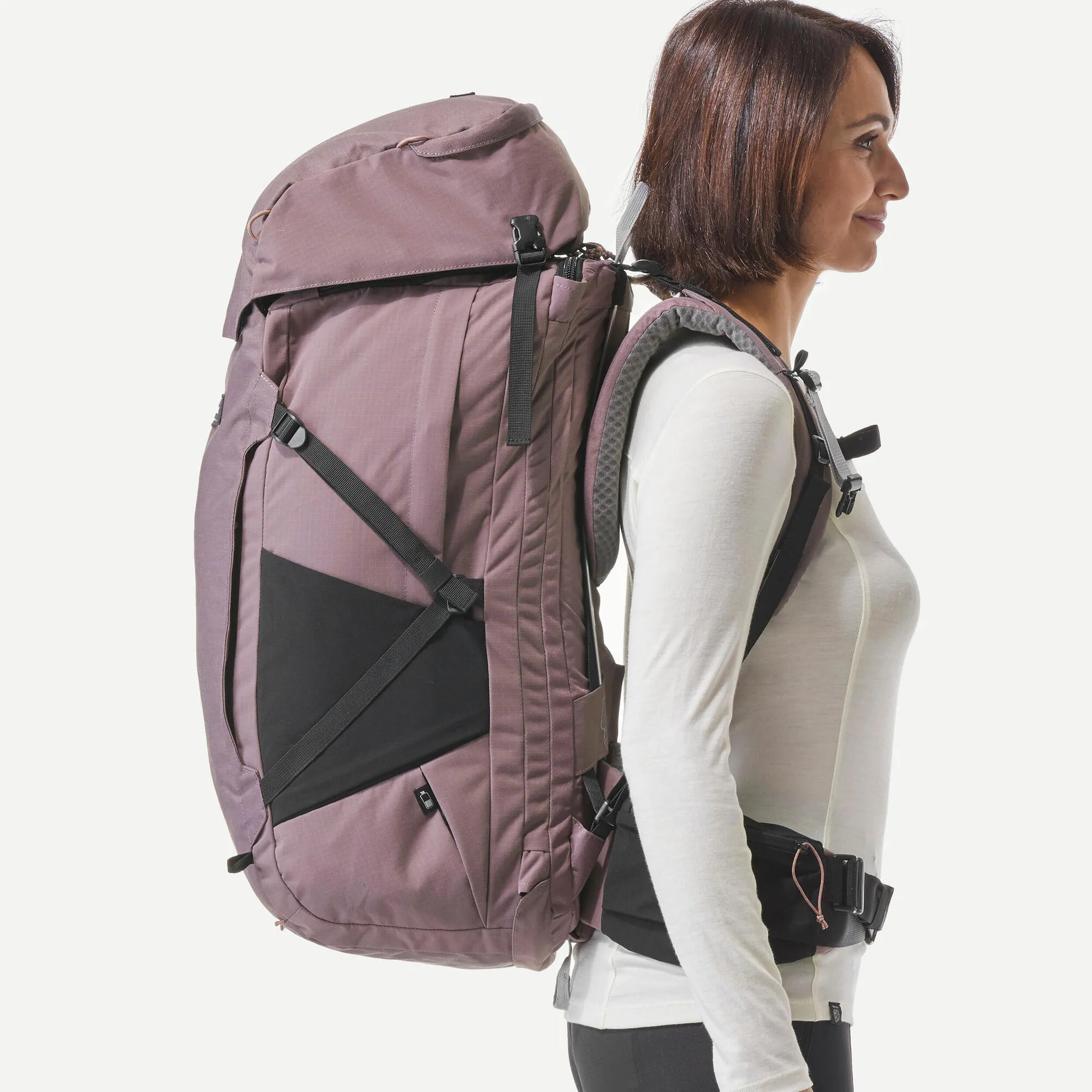 Forclaz Women's Travel 900 70   6 L Backpacking Pack