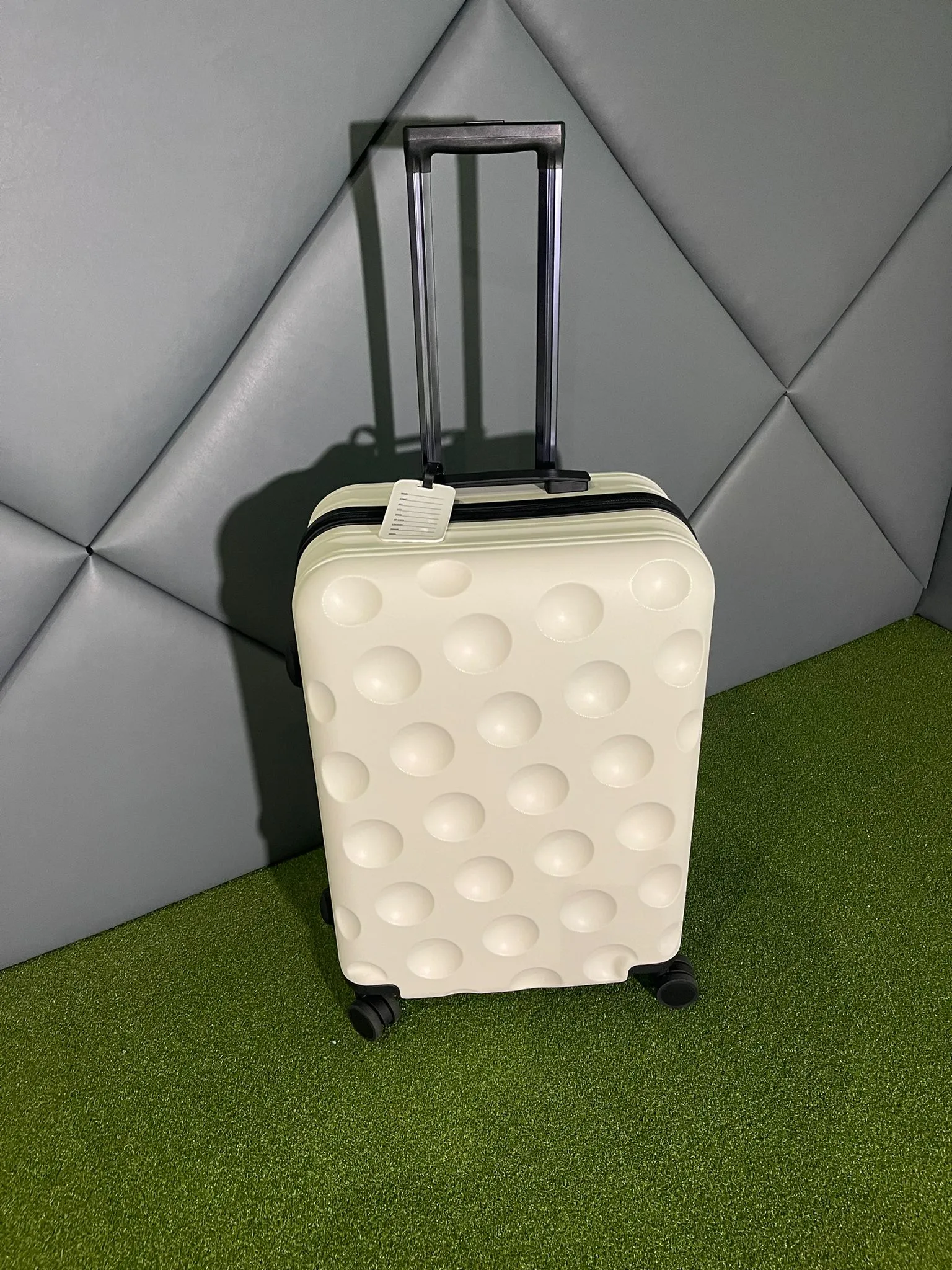 Golfbays 4 Wheel Hard Medium Suitcase - Golf Ball Design