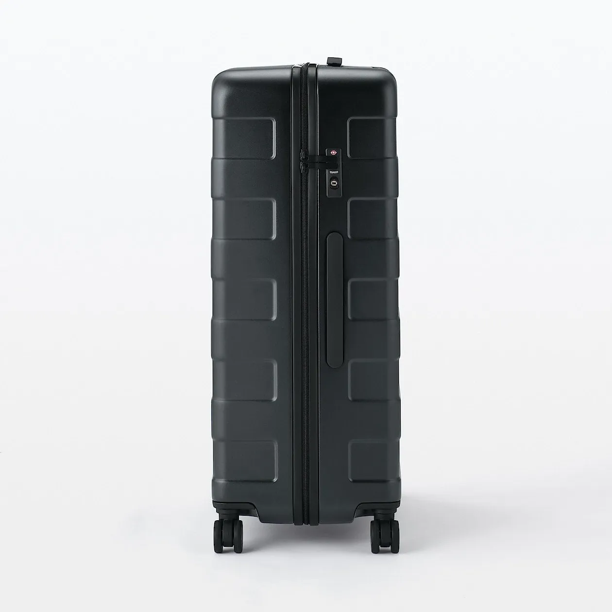 Hard Shell Suitcase - 105L (77cm)