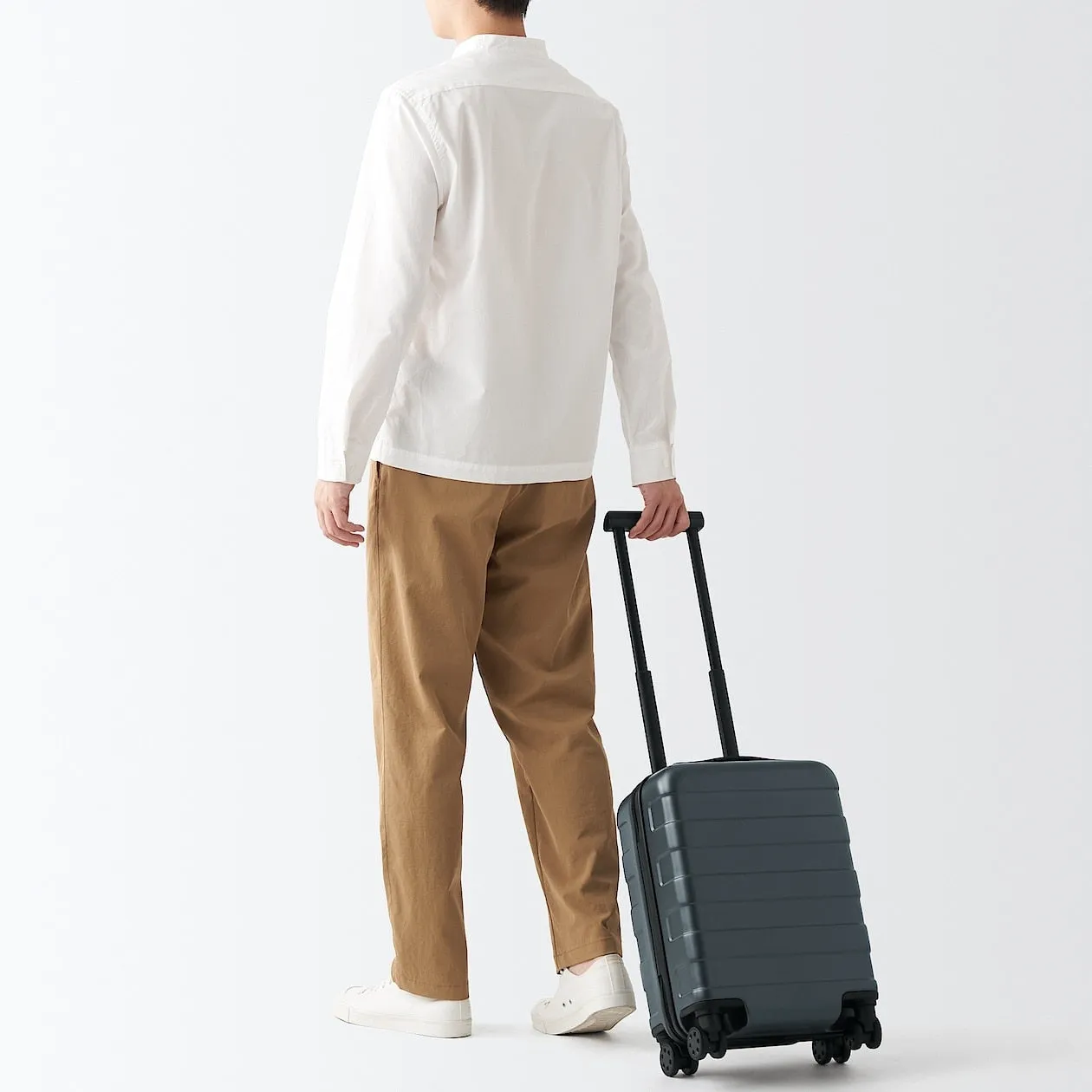 Hard Shell Suitcase - 20L (47cm)