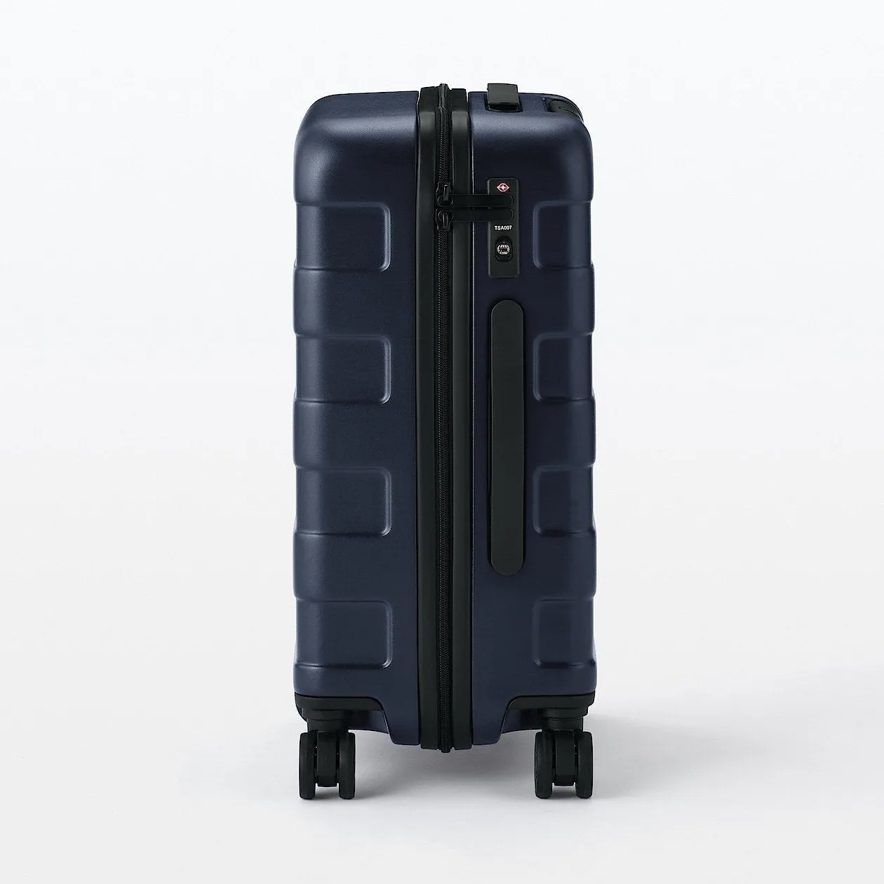 Hard Shell Suitcase - 36L (54cm)