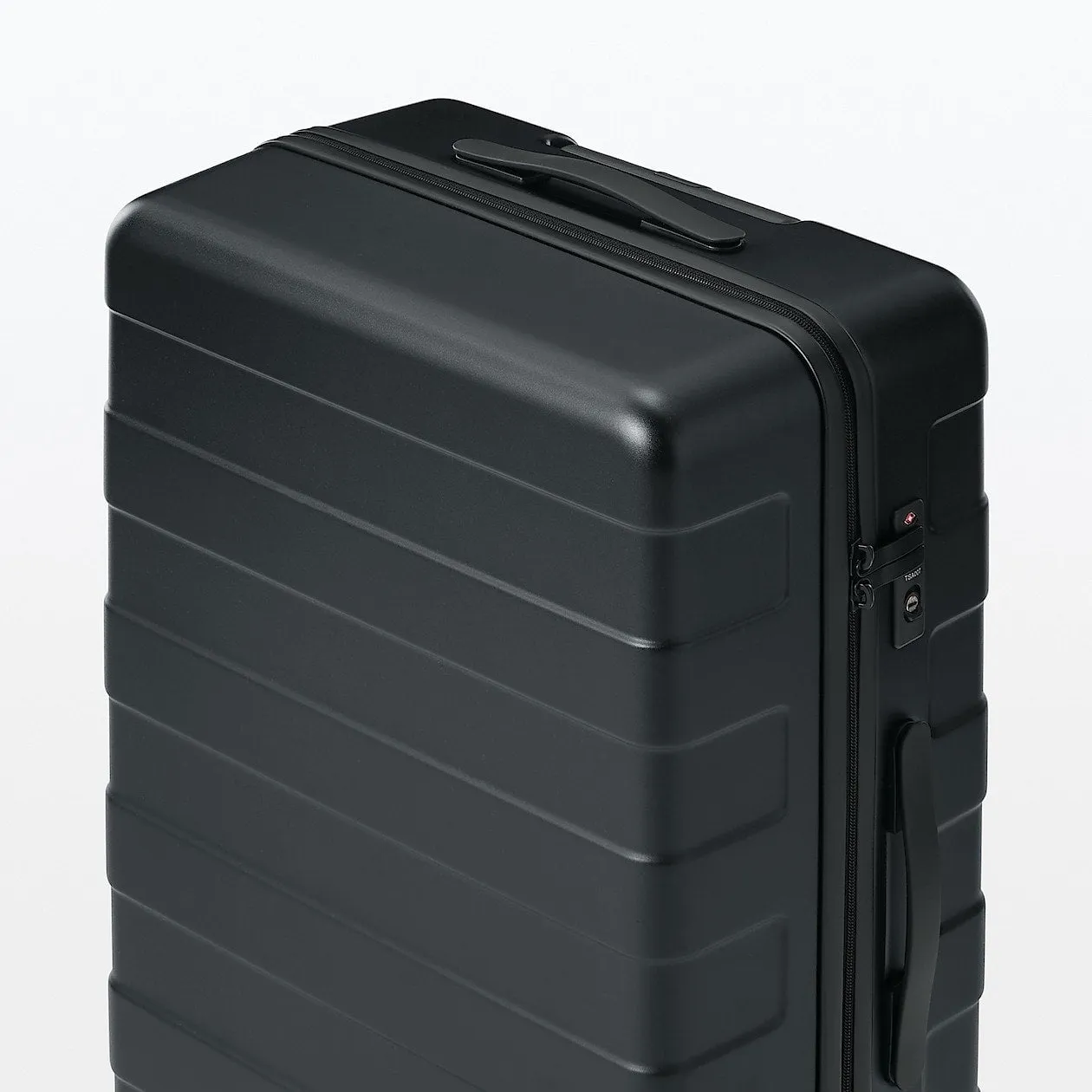 Hard Shell Suitcase - 75L (71.5cm)