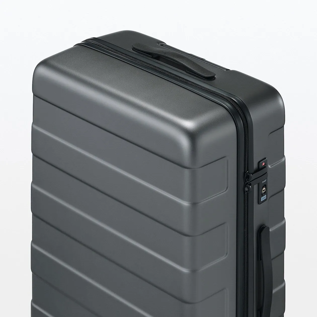 Hard Shell Suitcase - 75L (71.5cm)