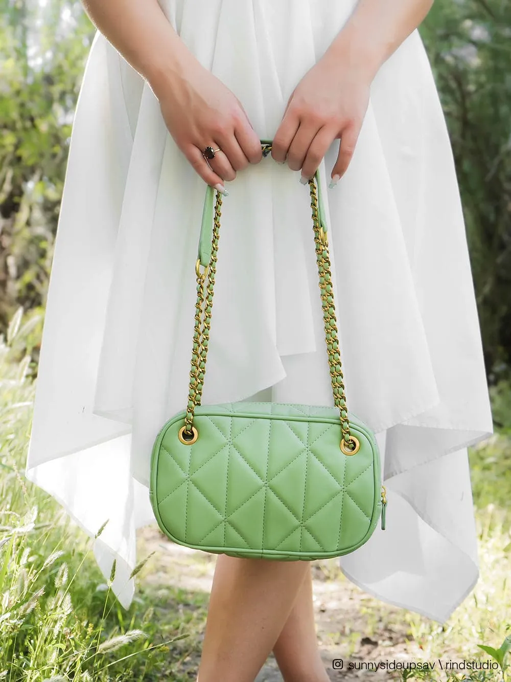 Melody quilted shoulder bag