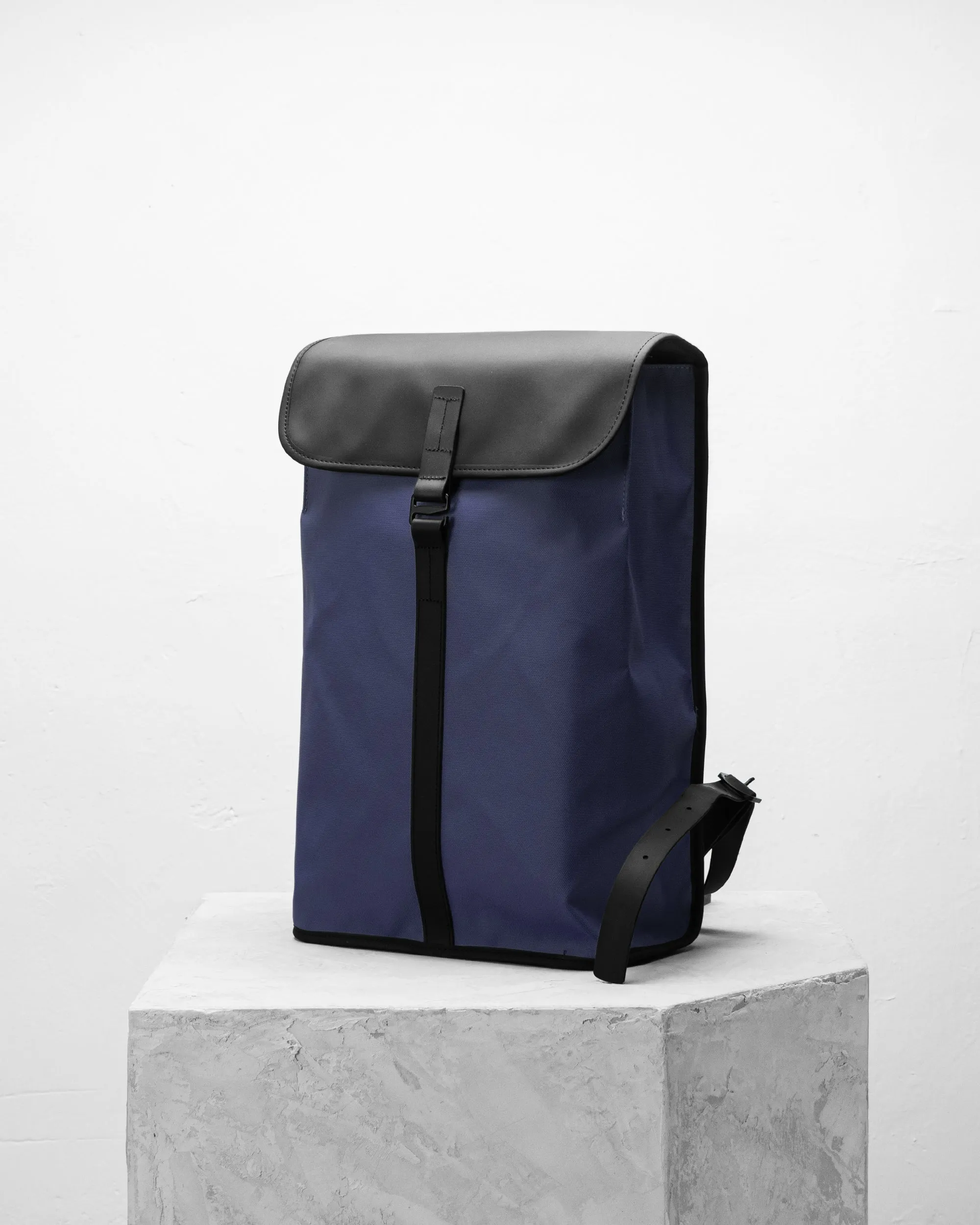 Satchel Backpack Dry