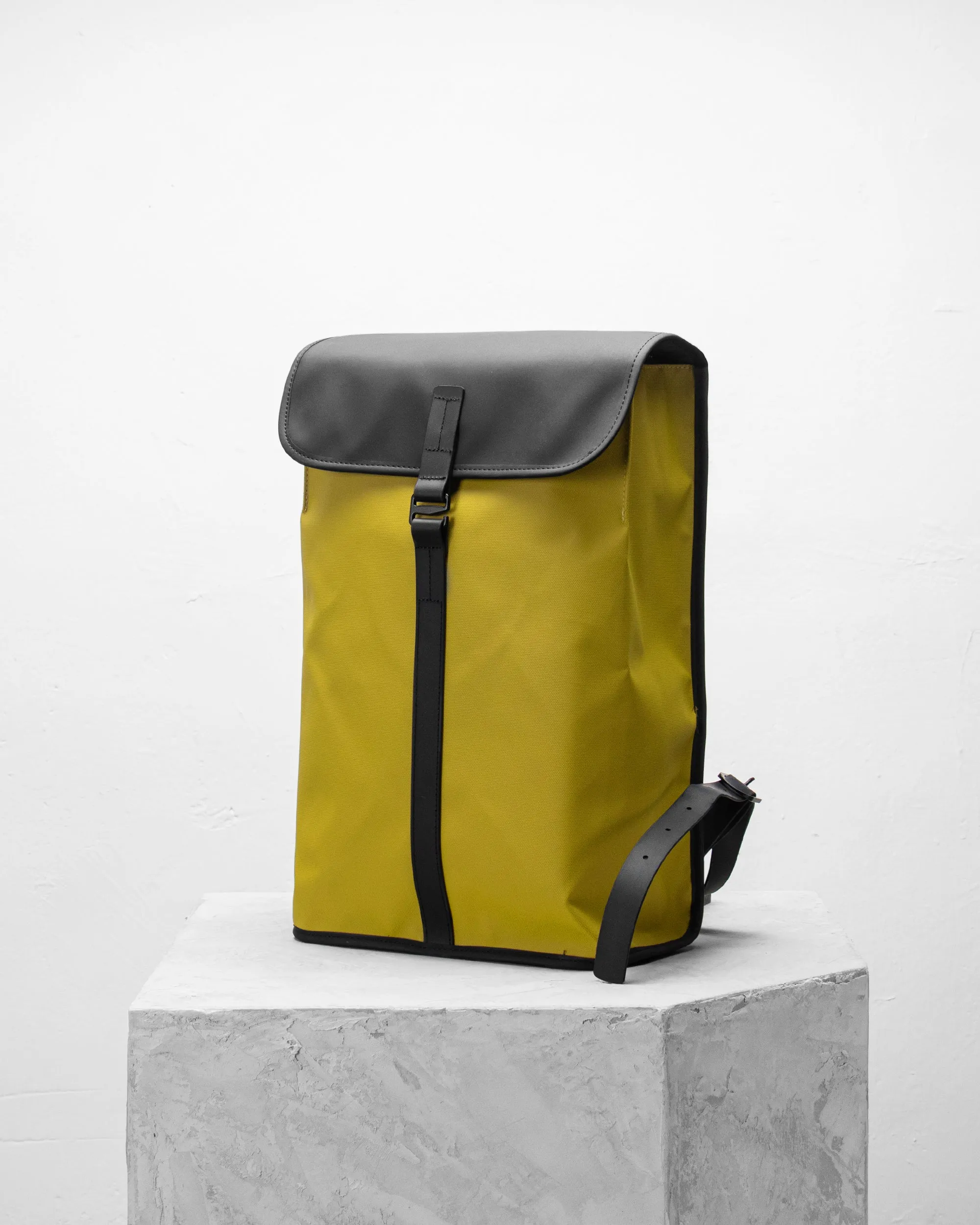 Satchel Backpack Dry