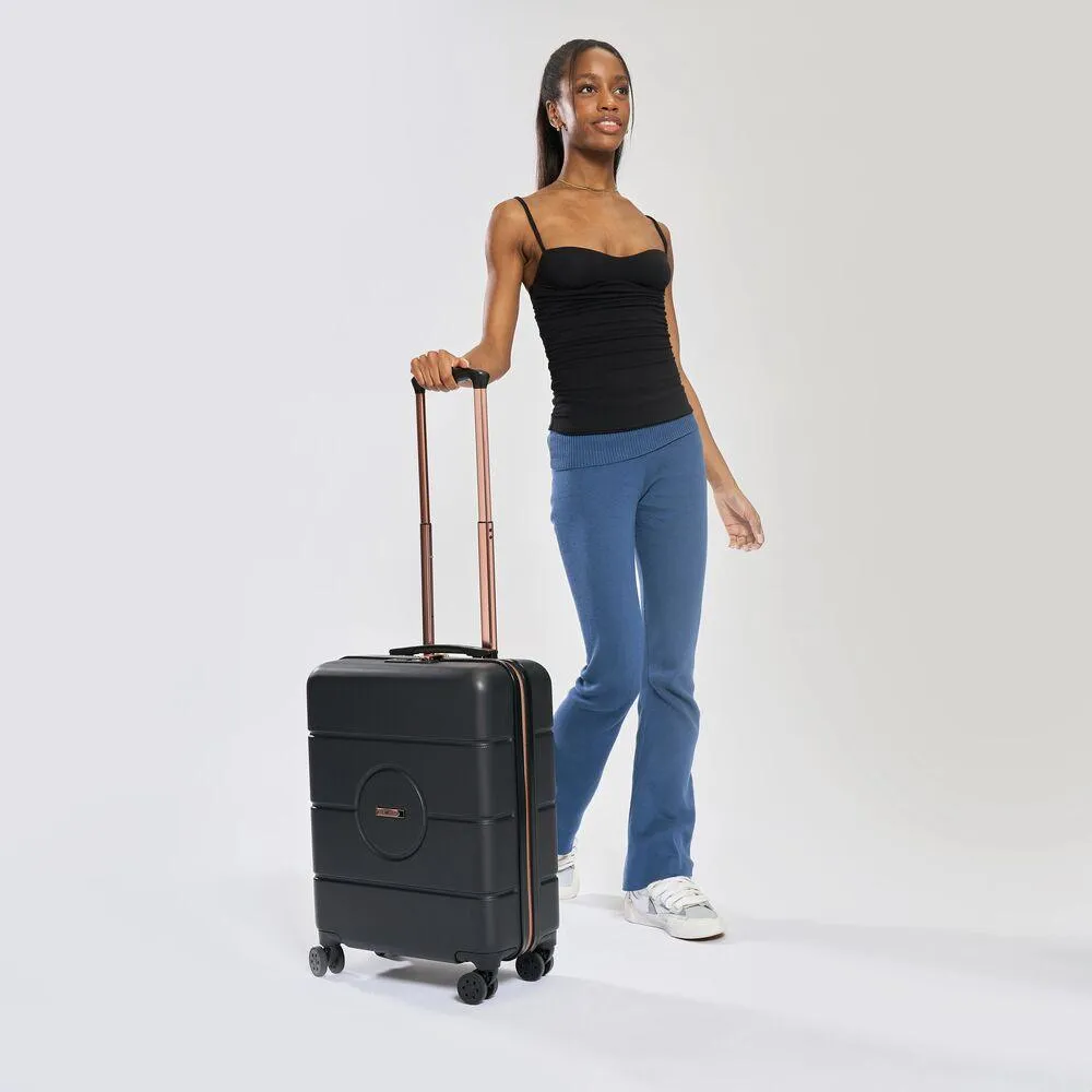 Seville 40L Suitcase - 55x40x20 cm