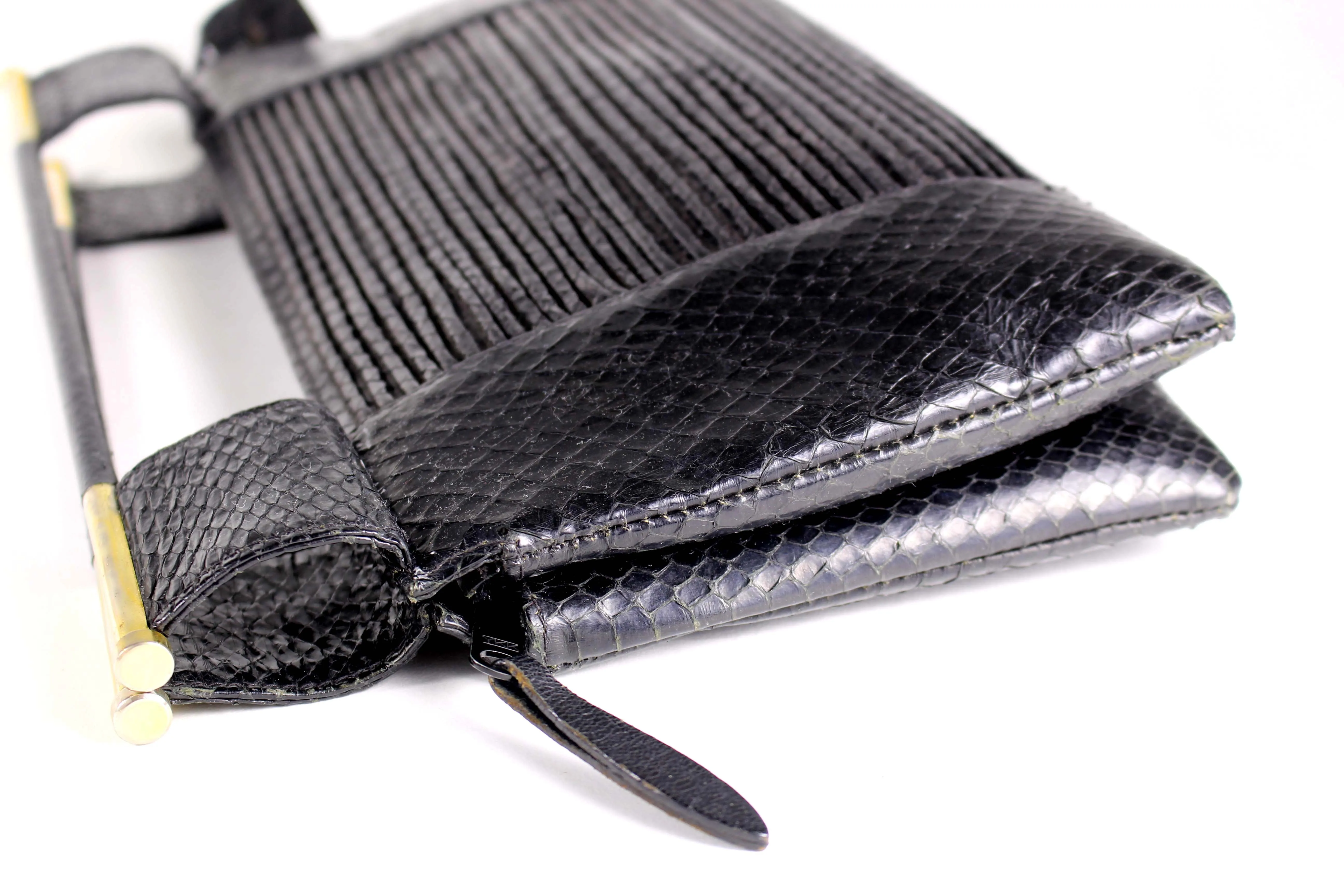 Snake skin handbag with bar-handles