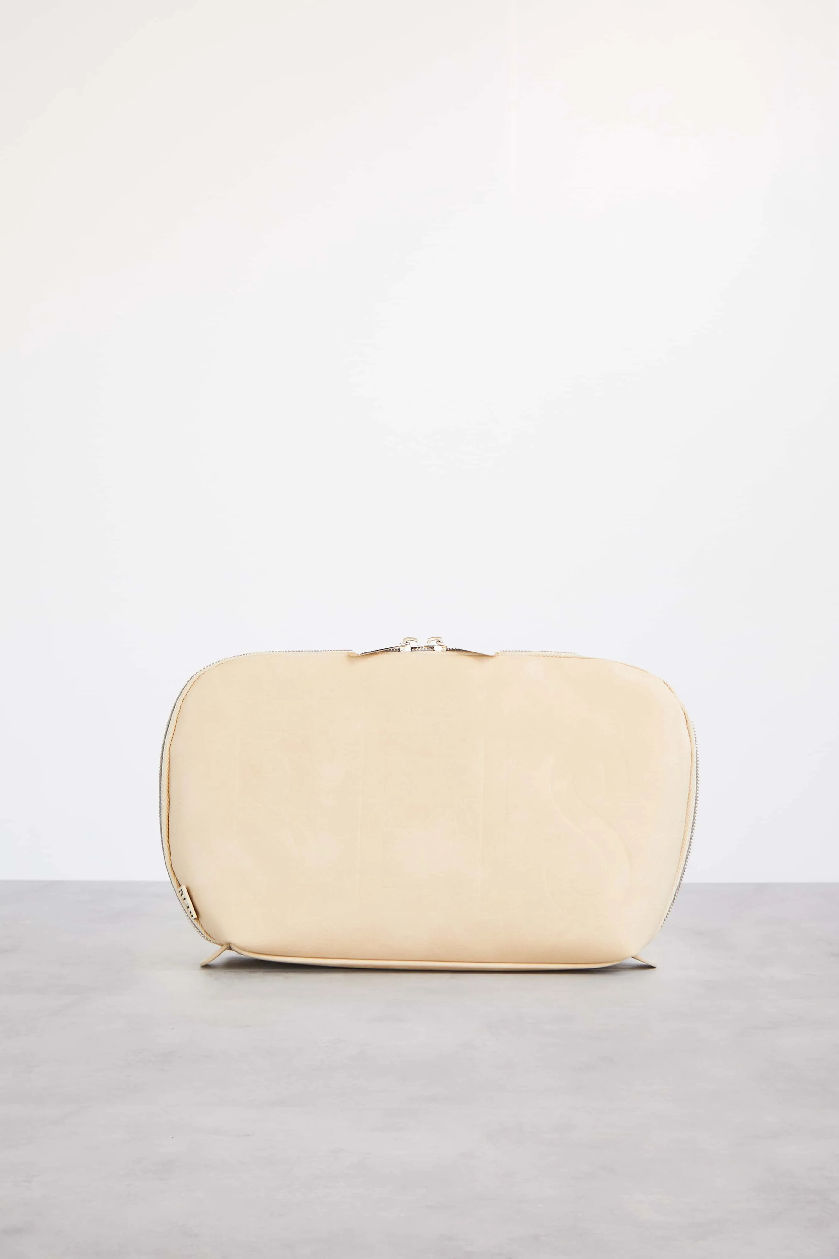 The Cosmetic Pouch Set in Beige