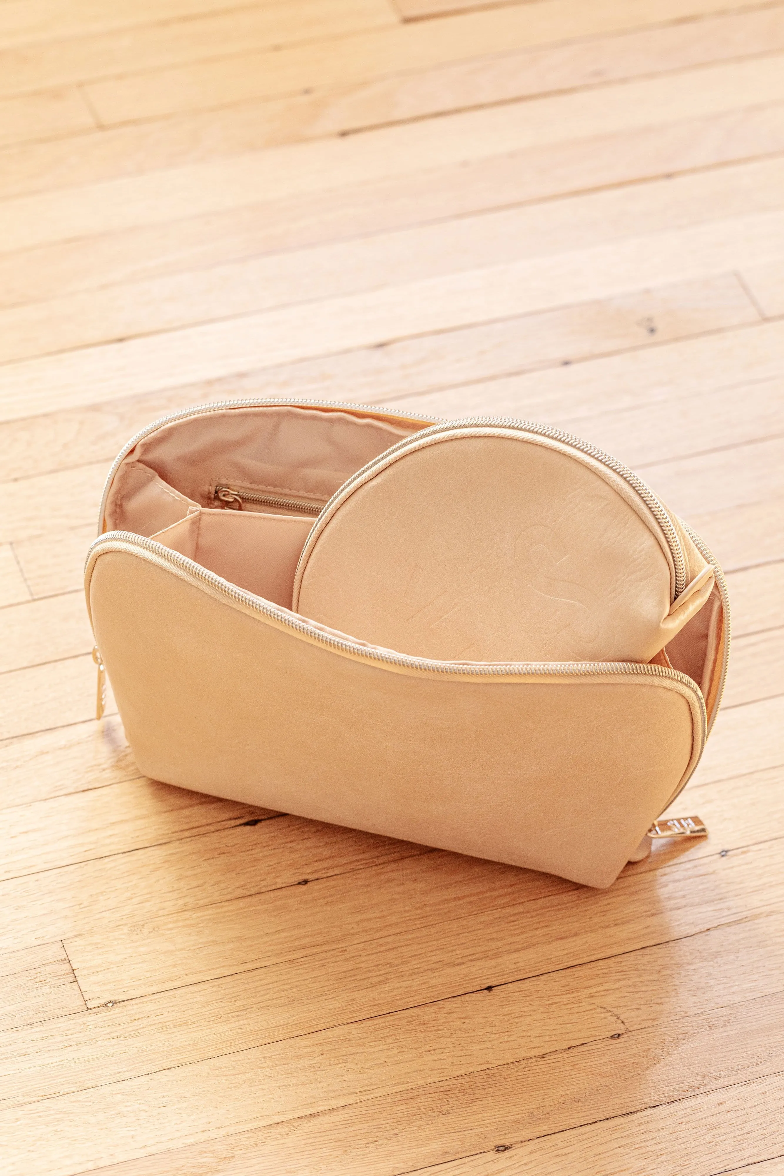 The Cosmetic Pouch Set in Beige